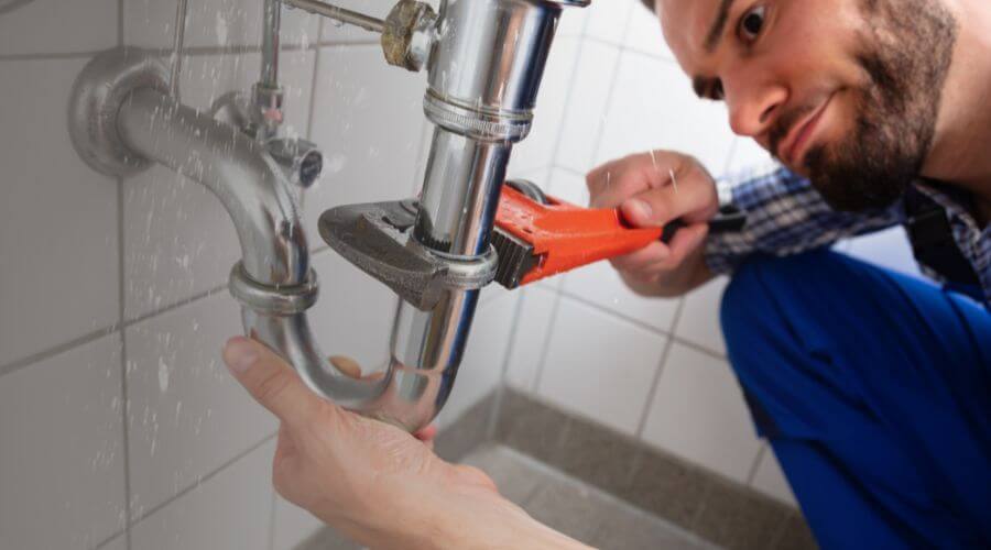Expert burst pipe repair services in Bruno, NE
